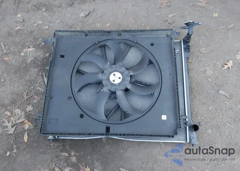 2021 Toyota Highlander Xle из США, поврежденный, VIN 5TDGZRAH9MS536350